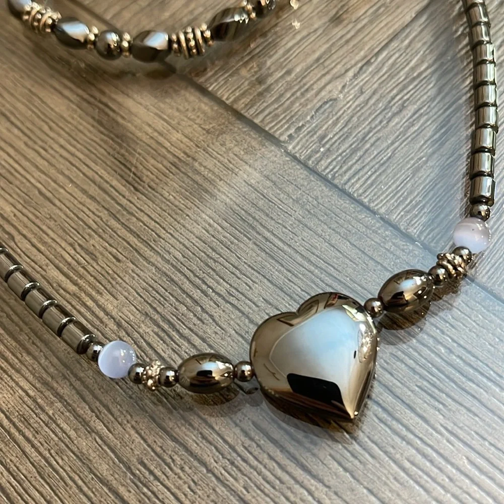 Vintage Hematite Beautiful Heart Accent Beaded Pendant Necklace with Bracelet